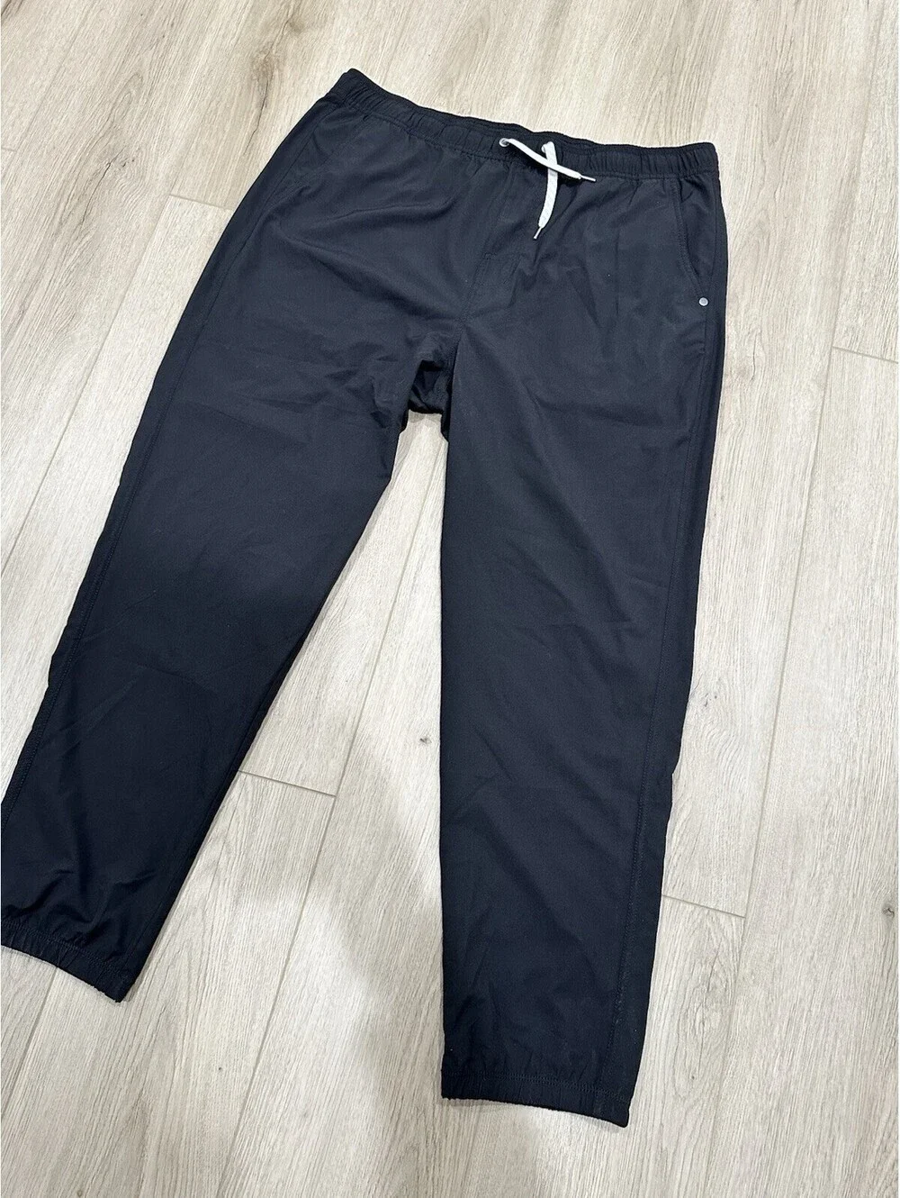 Vuori Kore Jogger Men's 2XL XXL Black Lined Performance Stretch V456